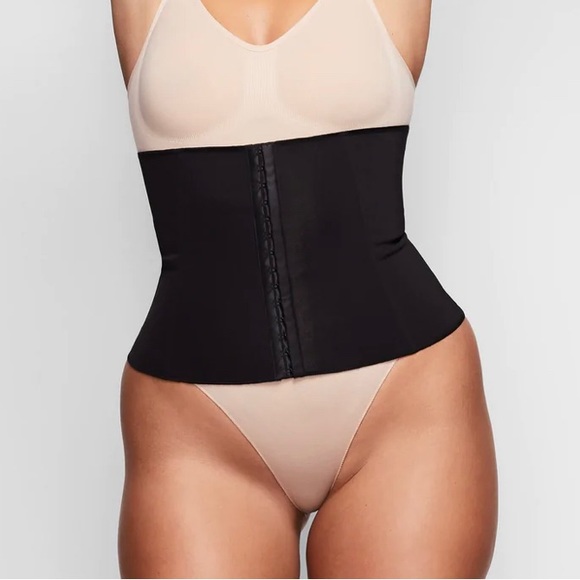 SKIMS Waist Trainer - 2X ONYX - Picture 1 of 6